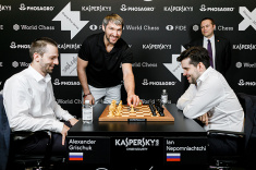 Alexander Ovechkin Makes Ceremonial Move One in the Moscow FIDE Grand Prix Final Tie-Break