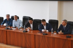 Владимир Крамник открыл шахматный клуб в Кубанском государственном университете 