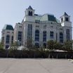 Дворцы и черная икра Каспийской столицы