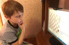 Юные боксеры Томска сыграли в шахматы