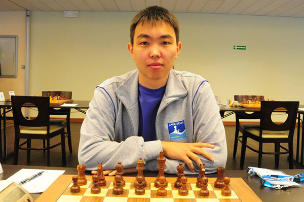 Санан Сюгиров выиграл Кубок Югры по быстрым шахматам