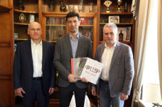 President of Turkmenistan Chess Federation Vepa Malikgulyyev Visits CFR Chess Museum