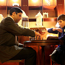 Виши Ананд играет с юным югорским шахматистом