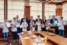 В Кемерово наградили призеров детского первенства России и их тренеров