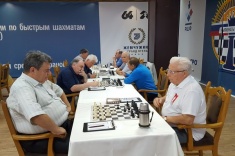 На чемпионате России среди ветеранов сыграны партии третьего тура