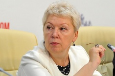 Russian Minister of Education and Science Olga Vasilieva Promises to Include Chess into Elementary School Curriculum