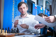 Alexander Grischuk Catches Up With Leaders at Sinquefield Cup
