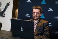 Levon Aronian Takes Sole Lead at WR Chess Masters