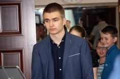 Alexey Sarana and Artyom Timofeev Lead Russian Championship Higher League