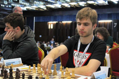 Alexey Sarana Takes Sole Lead at European Individual Championship 