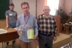 Валентин Власов выиграл турнир по рапиду в Пскове