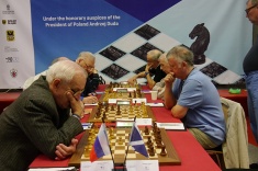 Russian Teams Fight for Medals of European Senior Championship 