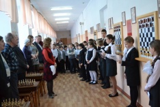 В Самарской школе открылась шахматная аллея