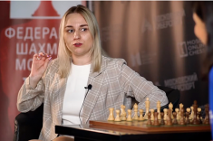 На вопросы студии Moscow Online Chess ответила Алина Бивол