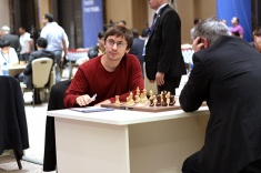 Sergey Karjakin and Dmitry Jakovenko Advance to the 4th Round