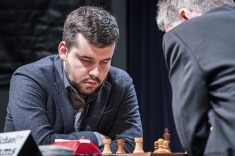 Ian Nepomniachtchi Pursues the Leader in London 