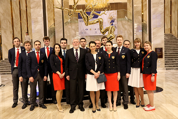 Russian teams with Ambassador Extraordinary and Plenipotentiary of the Russian Federation to the Republic of Kazakhstan Alexey Borodavkin (Photo: Eteri Kublashvili)