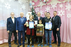 В Новокузнецке провели традиционный Рождественский семейный турнир