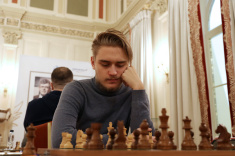 Aleksey Grebnev Becomes U18 World Youth Champion with One Round to Go