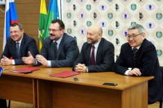 ФИДЕ и шахматная федерация Югры подписали соглашение о проведении Олимпиады