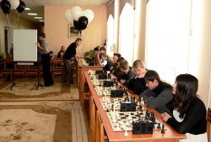 В мурманском детском доме "Ровесник" открылся шахматный клуб