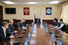 Глава Республики Алтай встретился с руководителями Ассоциации шахматных федераций СФО