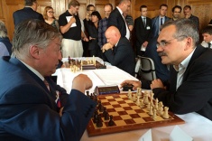 Российские политики обыграли своих швейцарских коллег в шахматы