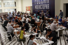 В Махачкале традиционным блицтурниром отметили Международный день шахмат