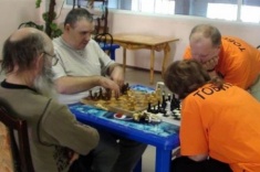 Сургут провел турнир среди незрячих шахматистов