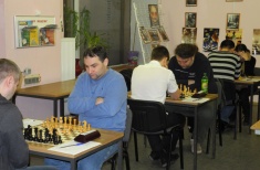В Москве сыграли в стоклеточные шахматы