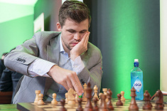 Magnus Carlsen Takes the Sole Lead in Abidjan