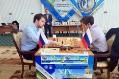 Dmitry Jakovenko and Ian Nepomniachtchi Lead the Race in Poikovsky 