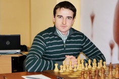 Эрнесто Инаркиев лидирует на чемпионате России по рапиду