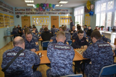 В Санкт-Петербурге росгвардейцы сражались в шахматы