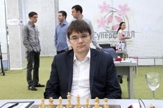 Евгений Томашевский лидирует на Суперфинале