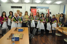 В шахматном клубе ТТЦ «Останкино» состоялся праздничный женский блицтурнир