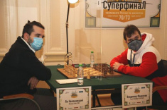 Ian Nepomniachtchhi Maintains Leadership at Russian Championship Superfinal
