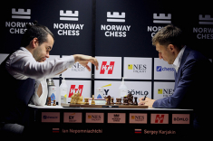 Ян Непомнящий победил в российском дерби на супертурнире Norway Chess