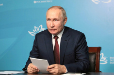 Vladimir Putin Congratulates Team Russia on Winning FIDE Online Olympiad