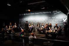 Maxime Vachier-Lagrave Defeats Veselin Topalov at FIDE Grand Prix Leg in Hamburg