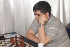Владимир Онищук победил в быстрых дисциплинах Мемориала Алехина