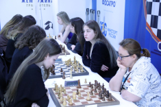 В Сочи стартовали командные чемпионаты России по быстрым шахматам