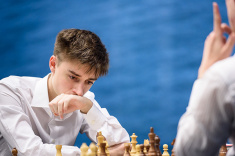 Daniil Dubov Pursues Leaders of Masters Event at Tata Steel Chess Tournament