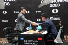 Ian Nepomniachtchi Takes Over Ding Liren in Game Seven