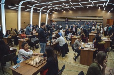 First Games of Women's World Championship Played in Khanty-Mansiysk