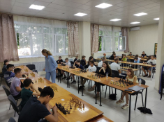 В Воронежском шахматном клубе прошел сеанс с мастером Анной Журовой