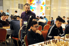 Maksim Chigaev and Krishnan Sasikiran Lead Main Tournament at Aeroflot Open 