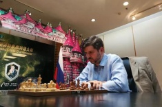 Петр Свидлер выиграл товарищеский матч у Юй Янъи