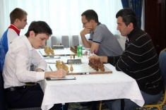Григорий Опарин и Алексей Сарана лидируют в Высшей лиге чемпионата России