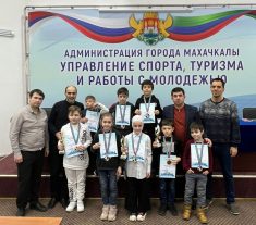 В Махачкале стартовал детский Кубок Республики Дагестан по рапиду